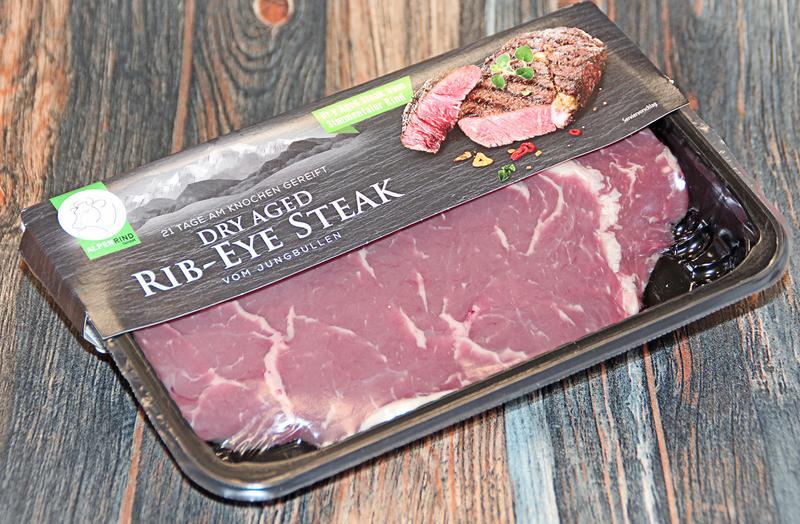 DELUXE Rind Dry Aged Steak RIB EYE STEAK